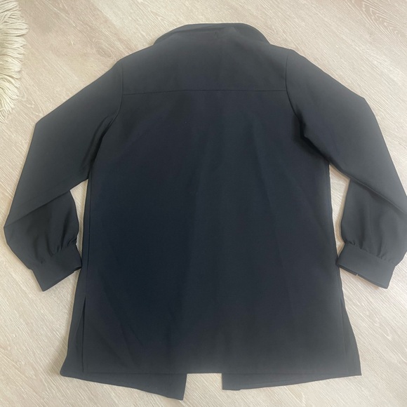 Vintage Women’s Alia Classic Black Button-Up Shirt - Size 8 - Picture 7 of 7